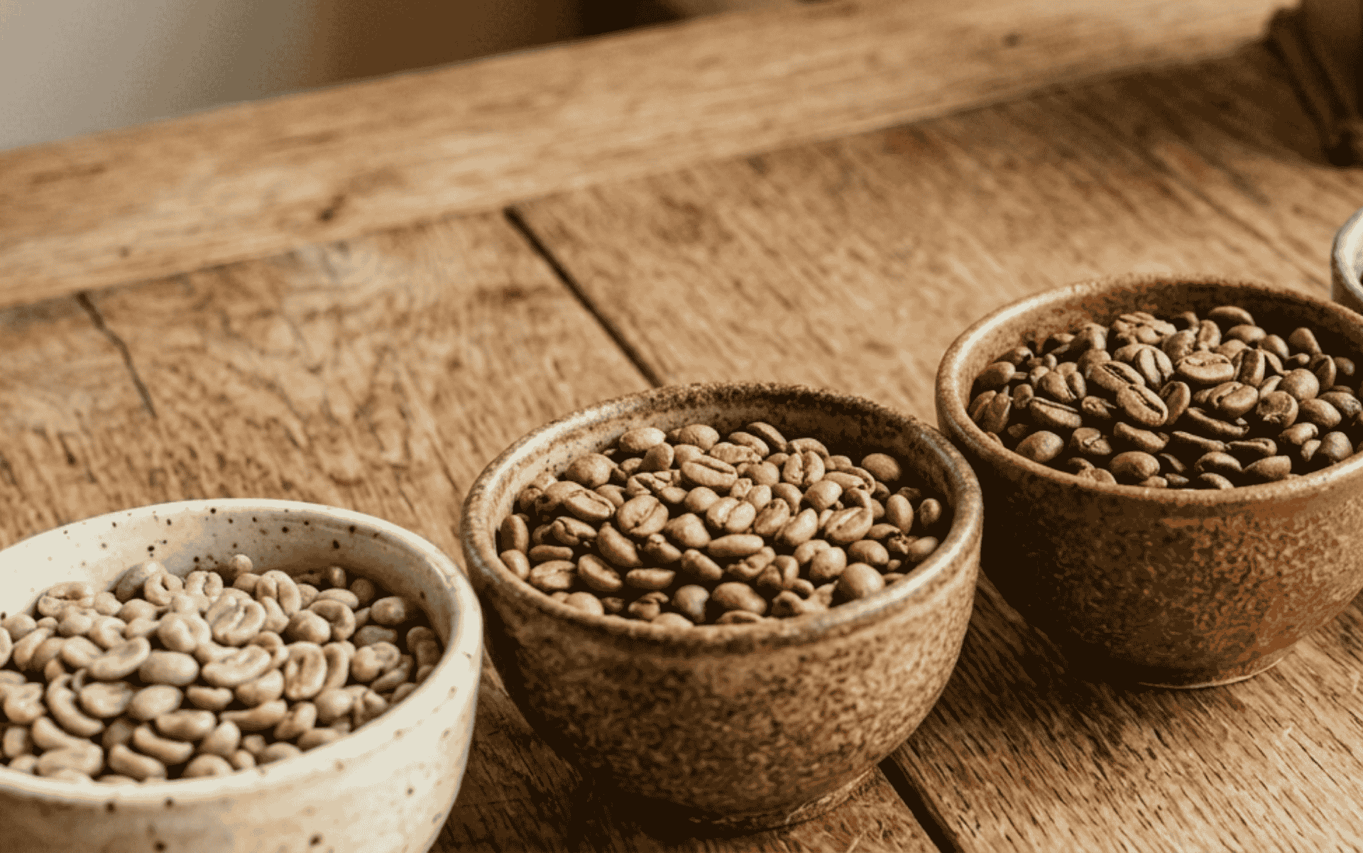 Como é feito o café descafeinado?